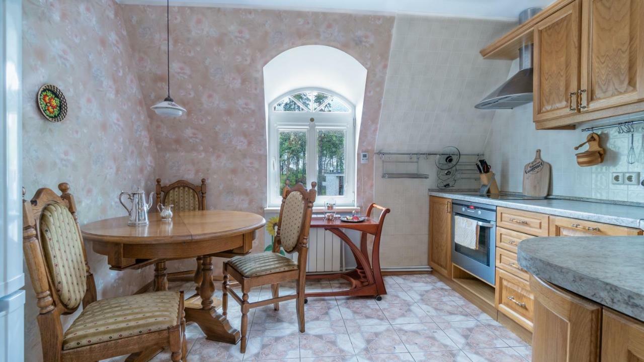 Parus Boutique Hotel Юрмала Екстер'єр фото