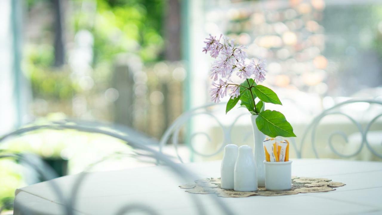 Parus Boutique Hotel Юрмала Екстер'єр фото